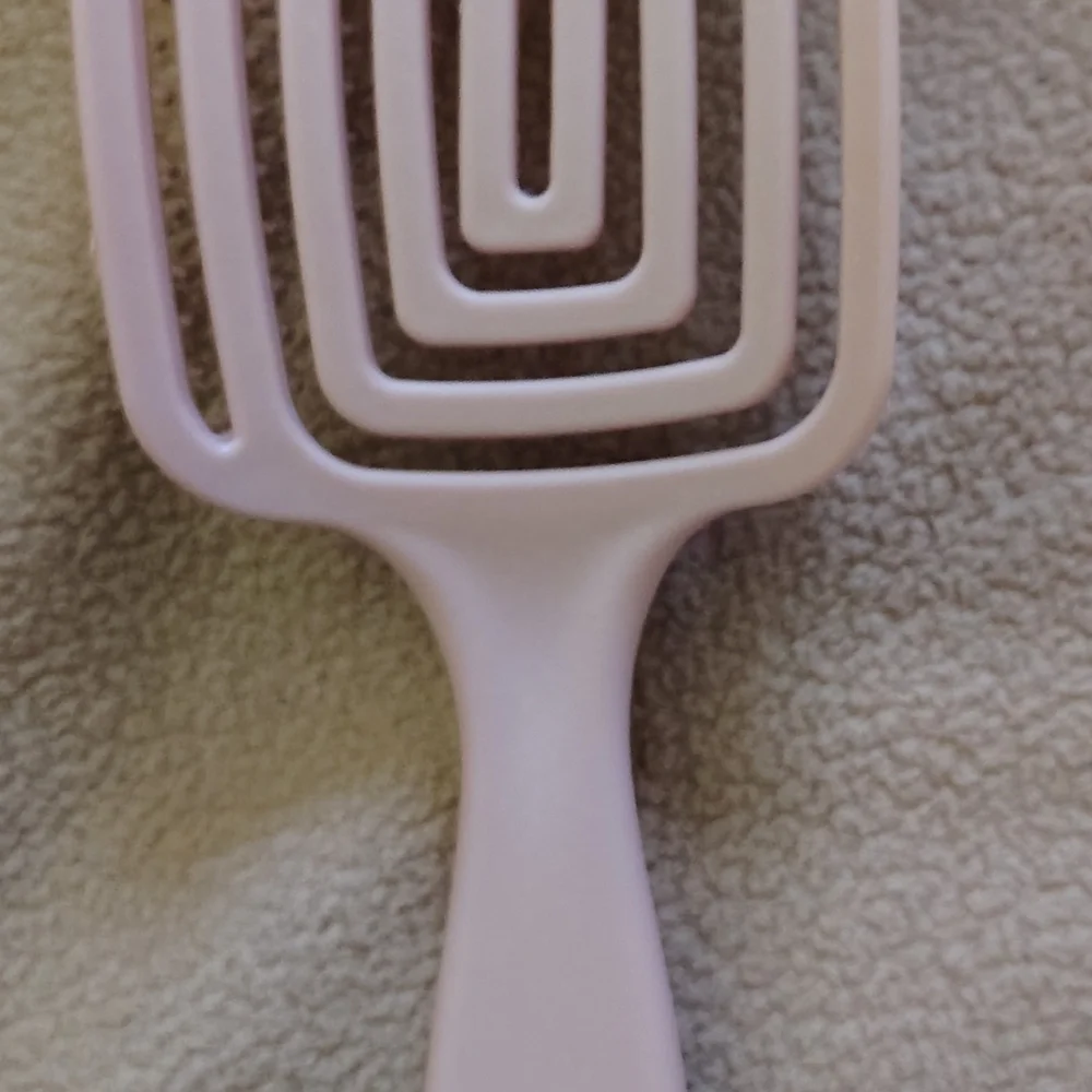 NIP Pink Vent Hair Brush